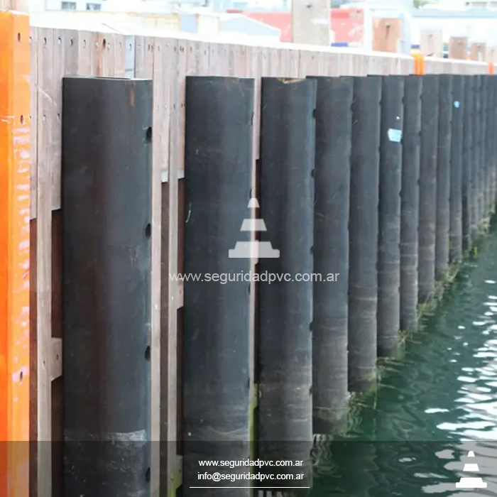 Defensa nautica para buques y embarcaciones portuarias